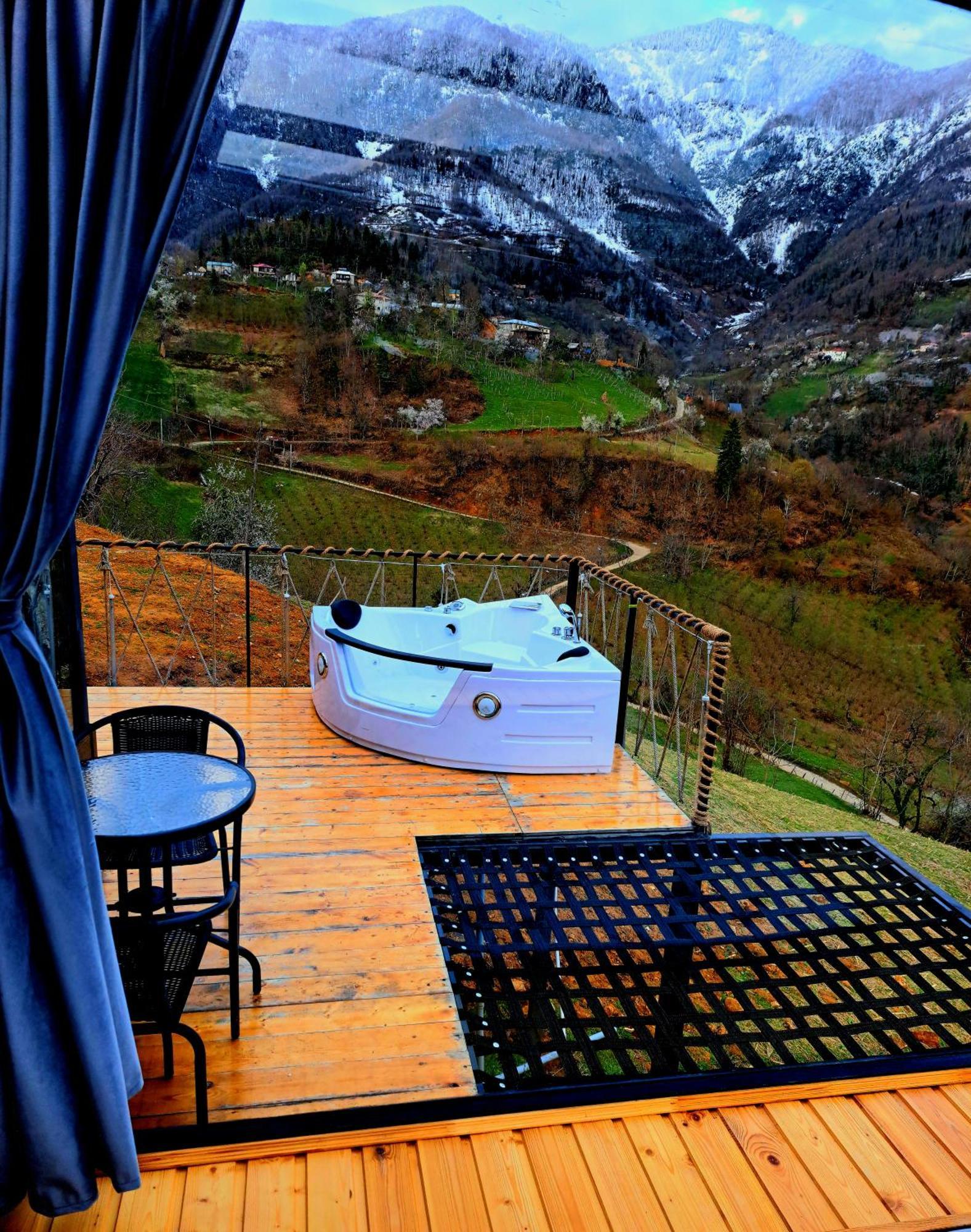 Apartament Glass House In Merisi